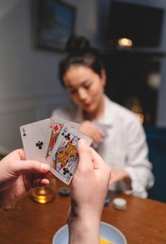 game crypto QH88